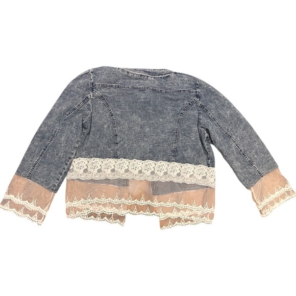 Slim Stitching Denim Top Blouse Long Sleeve Pearl Neckline & Lace Trim Size L - Picture 9 of 13